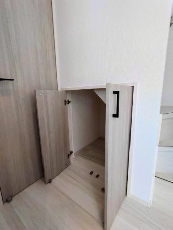 手すり付階段 その他内観