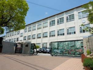 【中学校】名古屋市立御幸山中学校 390m 周辺環境