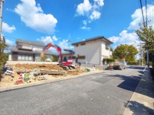 現地と前面道路 前面道路含む現地写真