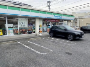 【コンビニ】ファミリーマート緑浦里店 530m 周辺環境