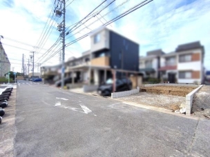 現地・前面道路 前面道路含む現地写真