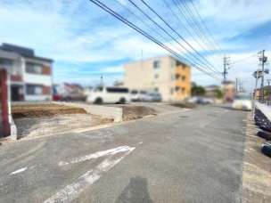 現地・前面道路 前面道路含む現地写真