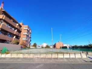 現地と前面道路 前面道路含む現地写真