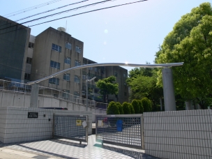 【小学校】名古屋市立上社小学校 400m 周辺環境