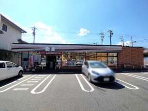 【コンビニ】セブンイレブン名古屋上社5丁目店 270m 周辺環境