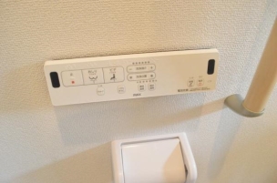 同仕様写真(温水洗浄便座リモコン) 同仕様写真(内観)