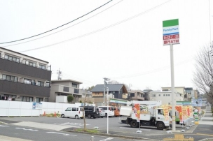 【コンビニ】ファミリーマート西神の倉店 770m 周辺環境